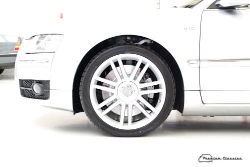 Audi S8 5.2 Quattro | 121.000KM | Leder | Schuifdak | Isofix | Xenon