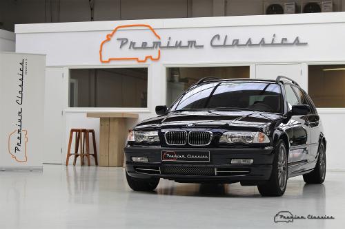 BMW 330xi  E46 Touring | 97.000KM! | Sportstoelen | HiFi | Xenon | Stoelverwarming