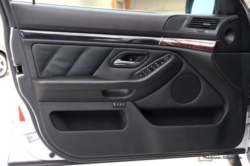BMW 530A E39 Touring Exclusive Edition | 145.000KM | Navi | Elektrisch bed. Stoelen