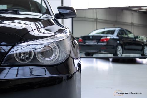BMW 530iA E60 | 2006 | 258 PK | 65.000KM |  PDC | Schuifdak | Xenon | Shadowline