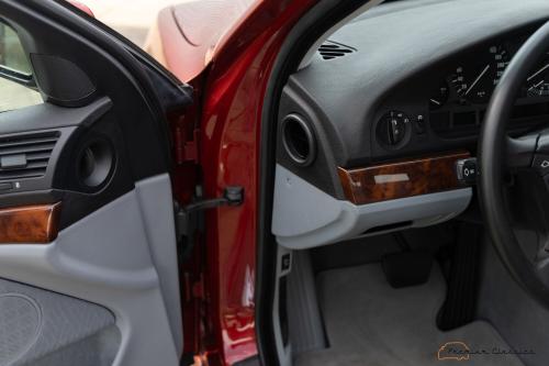 BMW 535iA Limousine E39 | 96.000KM |  245hp | Siena Rot II | Xenon | Navigation | Sunroof