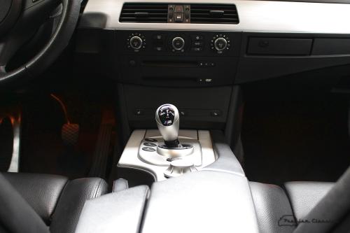 BMW M5 Limousine E60 | 43.000KM | Orig. NL | Navi Pro | HiFi | Light Package | HUD | Xenon