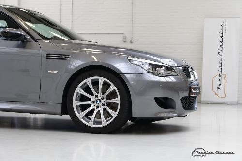 BMW M5 Sedan E60 | 43.000KM!! | Schuifdak | Navi. Pro | HiFi | Xenon