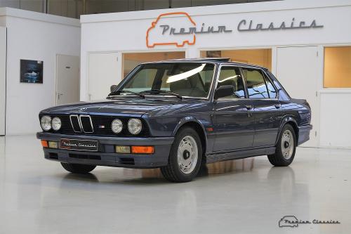 BMW M535i E28 | 47.000KM!! | Manual | Schuifdak | Kinderzitjes
