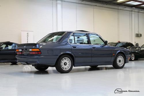 BMW M535i E28 | 47.000KM!! | Manual | Schuifdak | Kinderzitjes