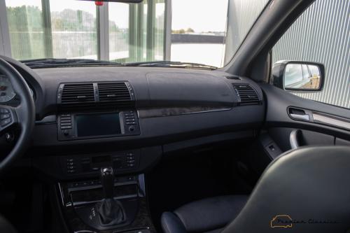 BMW X5 4.8is E53 | Panorama | Bluetooth | Individual