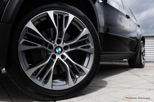BMW X5 xDrive48i E70 | 110.000KM | Sports Package | Softclose | Camera | Panorama