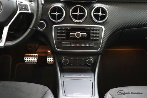 Mercedes-Benz A180 Ambition DCT | AMG Line | Navigatie | Night Pakket