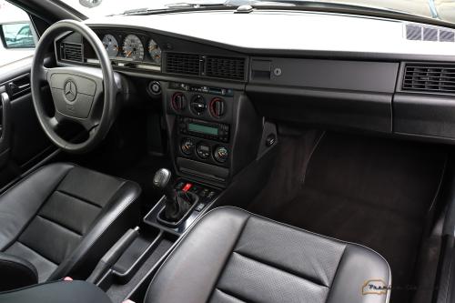 Mercedes-Benz I 190E 2.5-16V I 1993 I 78.000 KM | Manual