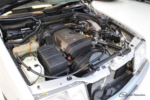 Mercedes E200 Cabrio | 100.000KM | Sportline | Karo interior