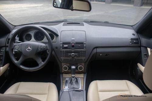 Mercedes-Benz C230 2.5 V6 Sedan | 164.000KM |