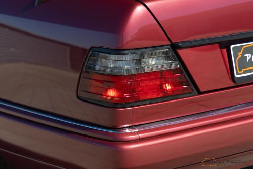 Mercedes-Benz E200 Cabrio W124 | 115.000KM | Orig. NL | Perfect Condition | Full Documentation