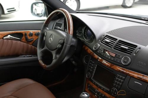 Mercedes-Benz E500 4 matic Avantgarde combi | 5.5 V8 | 388 HP I Designo | 122.000KM