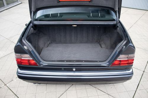 Mercedes-Benz E500 Limited | 92.000KM | Swiss delivered