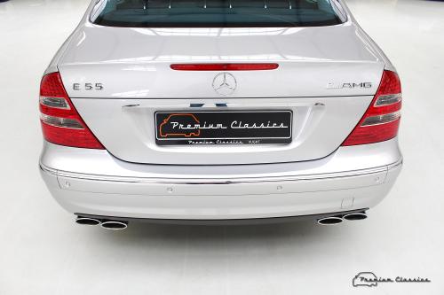 Mercedes-Benz E55 AMG Sedan W211 | 75.000KM! | Multicontourstoelen | Parktronic | Bi-Xenon | Stoelverwarming