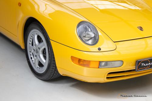 Porsche 911 993 Targa | 92.000KM | Speedgelb | Manual | First Paint