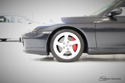 Porsche 911 4S Coupé | NL-Auto | 66.660KM! | Manual | Xenon | Schuifdak | Stoelverwarming