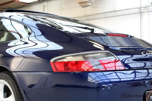 Porsche 911 996 Carrera 4 Coupé | 15.000KM!! | Manual | Xenon | Schuifdak | Comfortstoelen