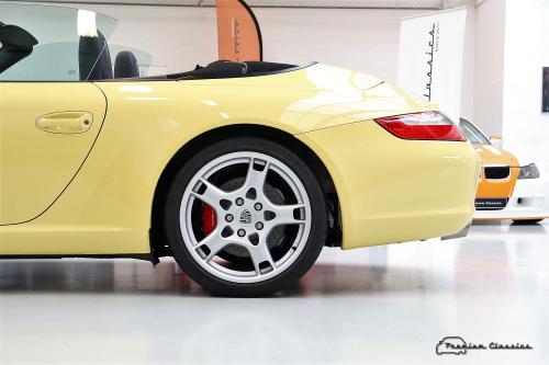 Porsche 911 997 Carrera S Cabrio | 28.000KM!! | Stoelverwarming | Unieke kleur | Bi-Xenon