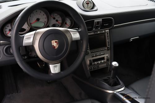 Porsche 911 997 Carrera S Coupé | 54.000 KM! | Manual | Sport Chrono+ | Schuifdak | Bi-Xenon