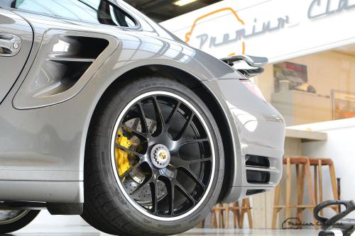 Porsche 911 997.2 | Turbo S | Keramische remschijven | BTW-Auto | 74.500KM | Meteorgrey | Swisscar
