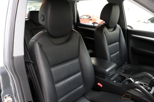 Porsche Cayenne 3.2 | Comfort-stoelen voor | Stuur verwarmbaar (Leer) | Stoelen voor elektr. verstelbaar